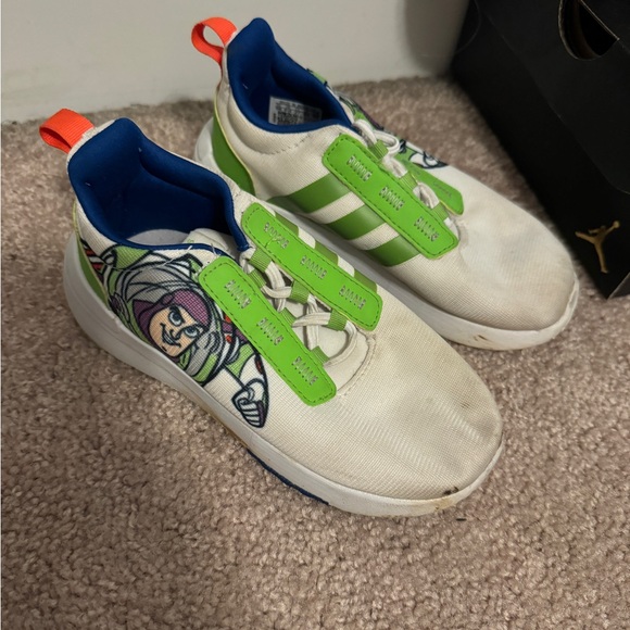 Toy Story Buzz Lightyear Disney Adidas - Picture 1 of 2